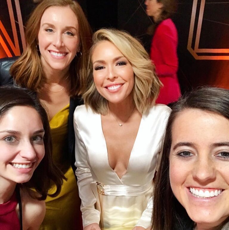 Colleen Wolfe (husband, Wiki, Age, Family, Height, Kids, 2021) The